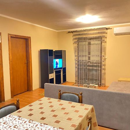 Guest House Vukovic Podgorica Bagian luar foto