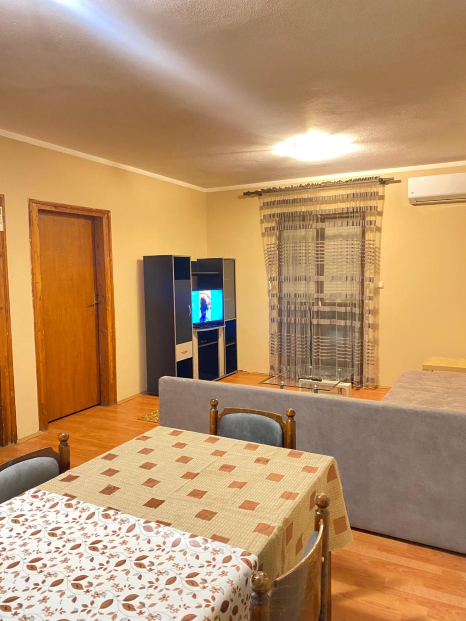 Guest House Vukovic Podgorica Bagian luar foto